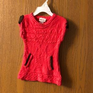 Toddlers pink and chocolate sleeveless sweater